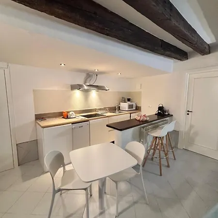 Rialto Duplex Apartment