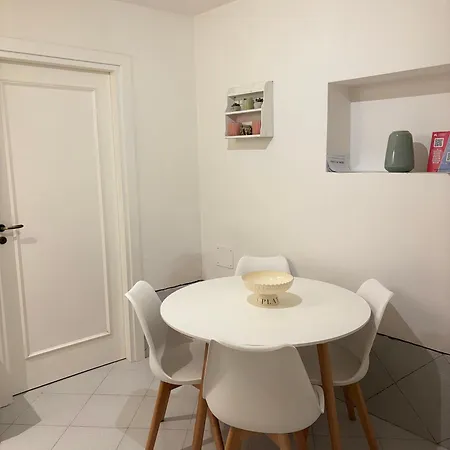 Rialto Duplex